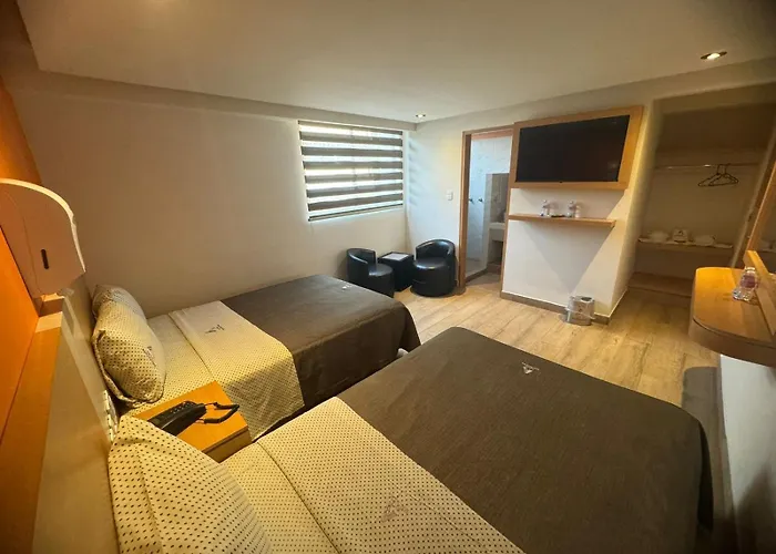 Hotel Moctezuma La
